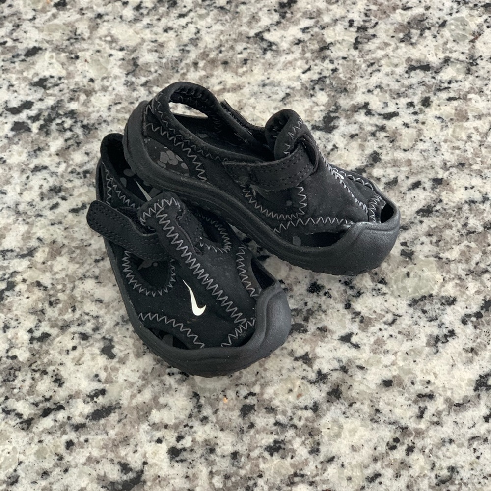 Nike Sunray size 3